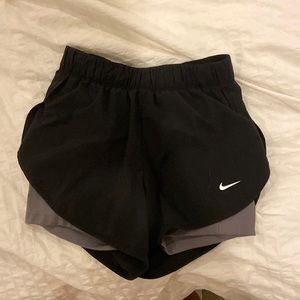 Nike flex 2-in-1 shorts